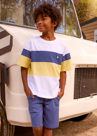 Komplet dwuczęściowy dzianinowy, koszulka z krótkim rękawem w pasy oraz szorty dla chłopca Mayoral ostatni rozmiar 152