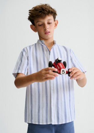 Koszula w pasy z krótkim rękawem ze stójką dla chłopca Mayoral